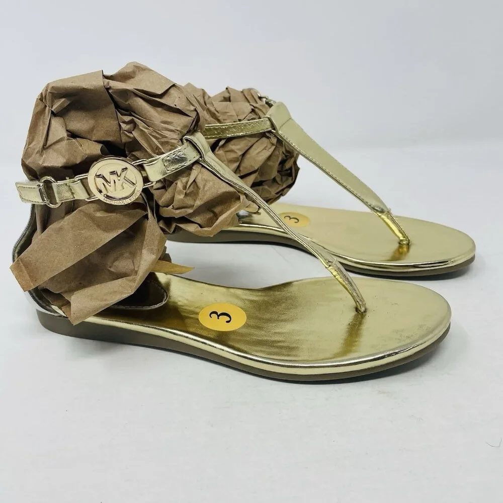 MICHAEL Michael Kors Youth Girls Size 3 T‎ Strap Thong Wedge Sandals in Gold S5